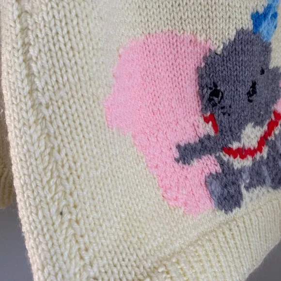 Vintage Hand-Knit Dumbo Zip Cardigan Size 6-7 (approx) - Picture 8 of 12